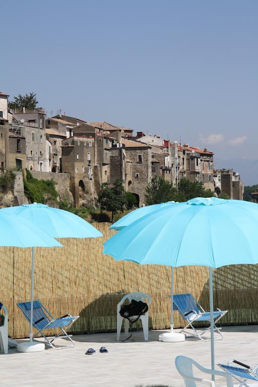 Le Rocce Panzió SantʼAgata deʼ Goti Kültér fotó