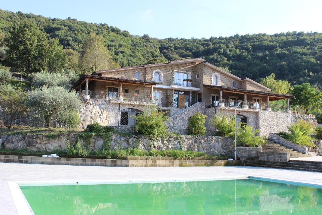 Le Rocce Panzió SantʼAgata deʼ Goti Kültér fotó